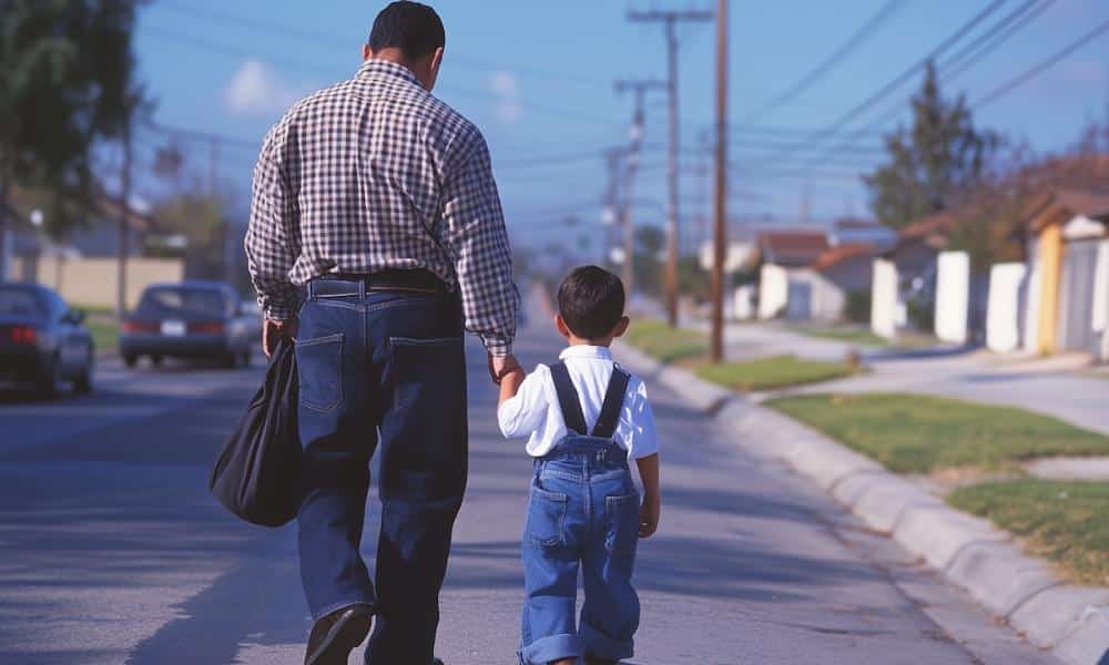 Siła małych rąk: odkryj kluczowe korzyści z rozwijania samodzielności u dzieci